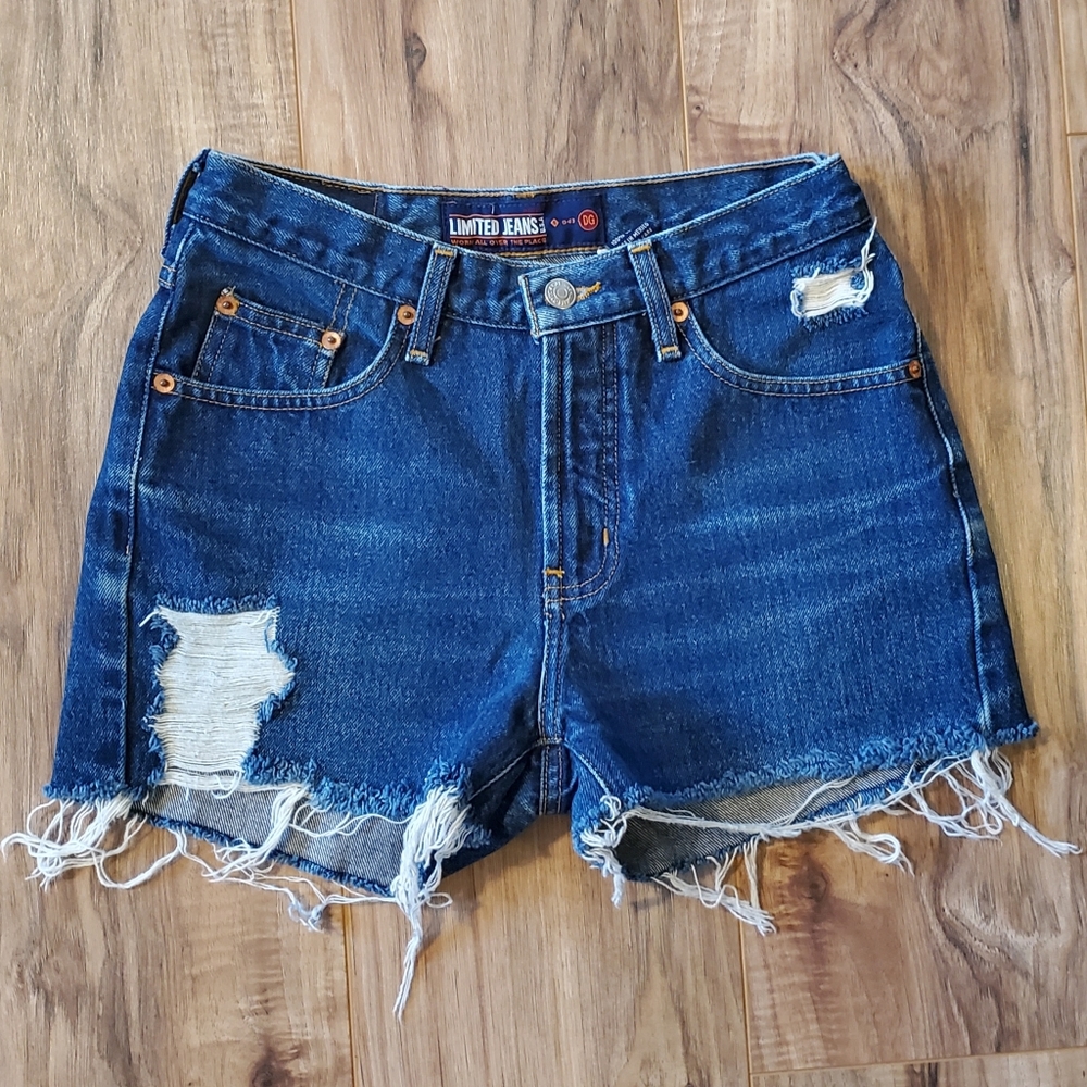 Vintage Limited Cut Off Distressed Shorts Thrashed